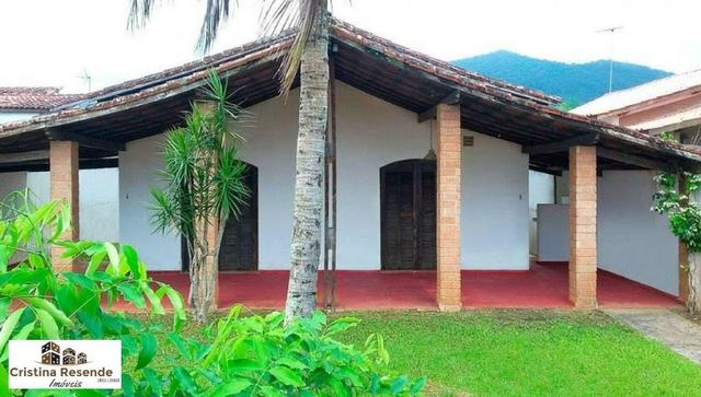 Casa ampla em terreno de 360 metros próximo praia/Martim de Sá