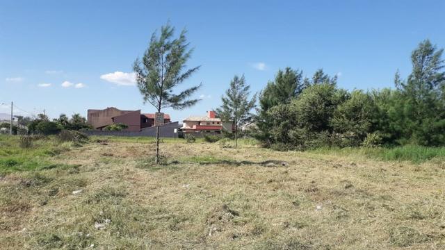 P (T068) Terreno a 4 quadras da praia nas proximidades do farol de Tramandaí