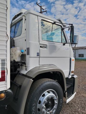 VW 15180 toco reduzido MWM 6 cil bau de 7m - Foto 13