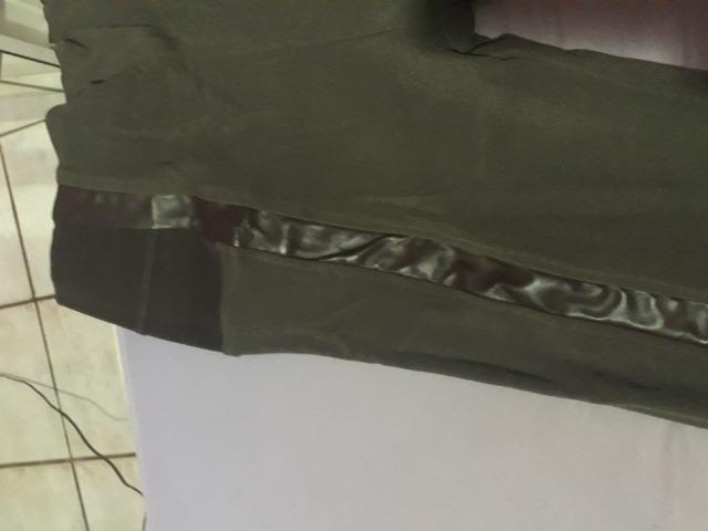 Calça montaria marrom com detalhes em couro tamanho P