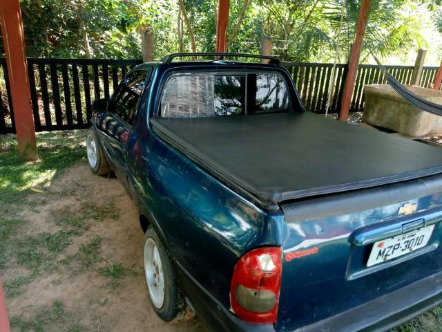 Vende-se ou troca por saveiro - Foto 4