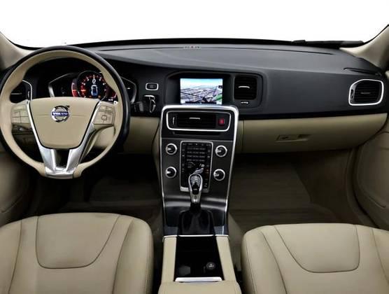 VOLVO S60 2015/2016 2.0 T5 MOMENTUM 16V TURBO GASOLINA 4P AUTOMÁTICO - Foto 5