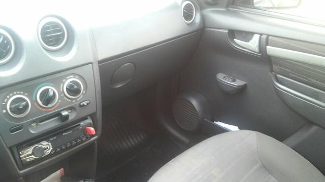 Vendo veiculo