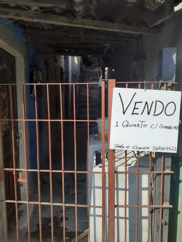 Casa em área livre um comodo com banheiro. - Foto 8
