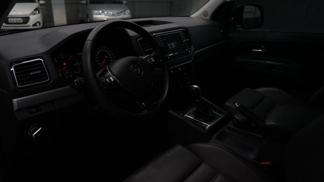 AMAROK 2018/2018 3.0 V6 TDI HIGHLINE CD DIESEL 4MOTION AUTOMÁTICO - Foto 4