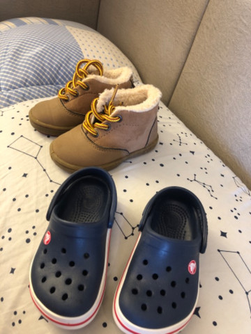 crocs botinha