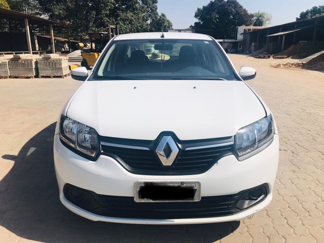 VENDO LOGAN SEDAN IMPECÁVEL