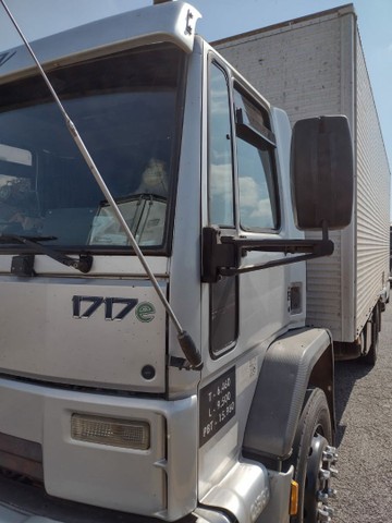 FORD CARGO 1717E ANO 2010 MUITO NOVO