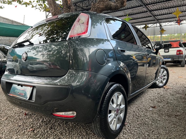 Fiat Punto Attractive 2013 1.4 Flex (Já financiado)