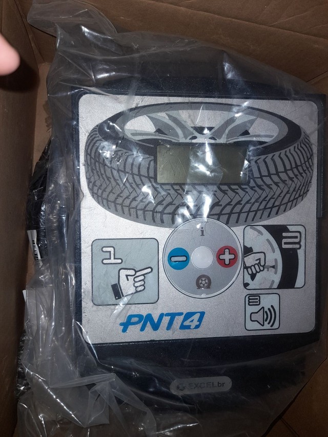 Calibrador De Pneus Eletrônico De Parede PNT4 - 145 Psi- Excel/Pneutronic<br><br> - Foto 3