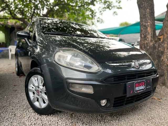 Fiat Punto Attractive 2013 1.4 Flex (Já financiado)