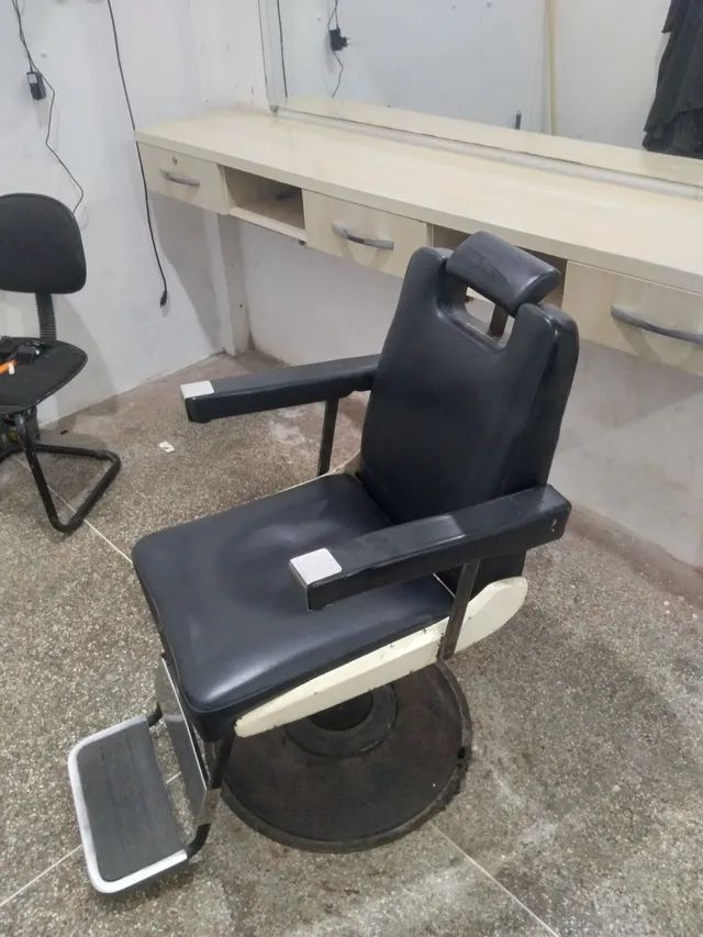 Cadeira de barbeiro  Black Friday Casas Bahia