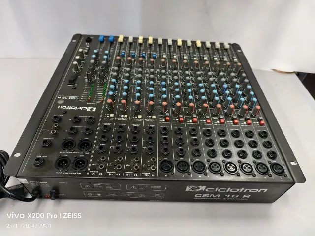 Mesa Ciclotron Csm 16r 3 Auxiliares E Saída Balanceada!!
