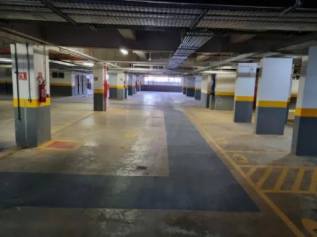 Box/Garagem Residencial com 1,414.50m² - Setor Central, Gama - Foto 4