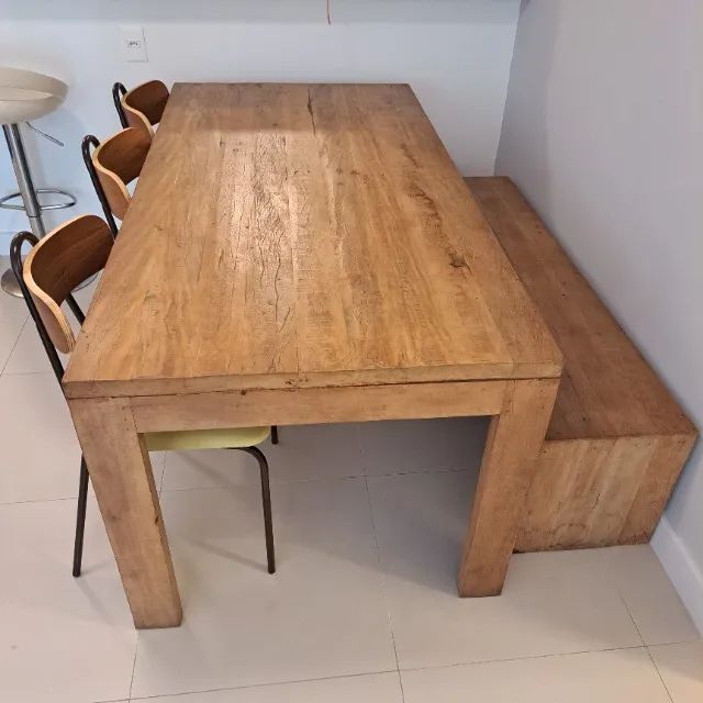 Mesa de jantar com banco e tres cadeiras - Foto 3