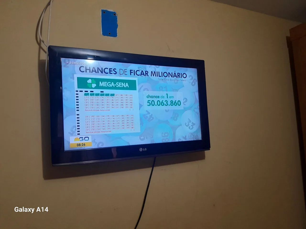 TV LG 32 polegadas impecável  - Foto 2