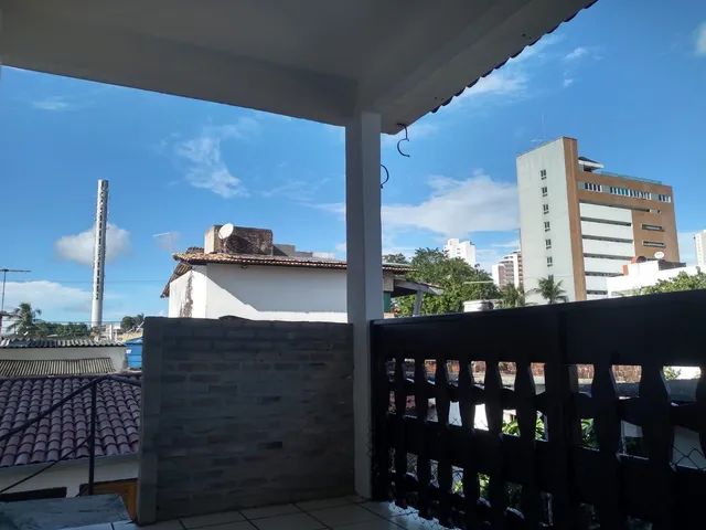 Salas comerciais em Ponta Negra com 3 salas e recepção.