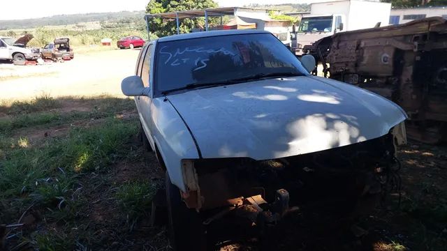 Blazer V6 Sucata Vendemos Peças  - Foto 2