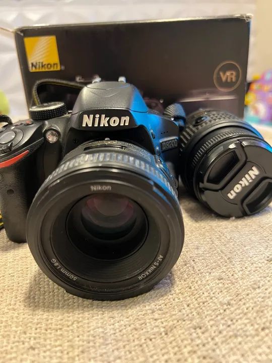 Câmera NIKON D3200