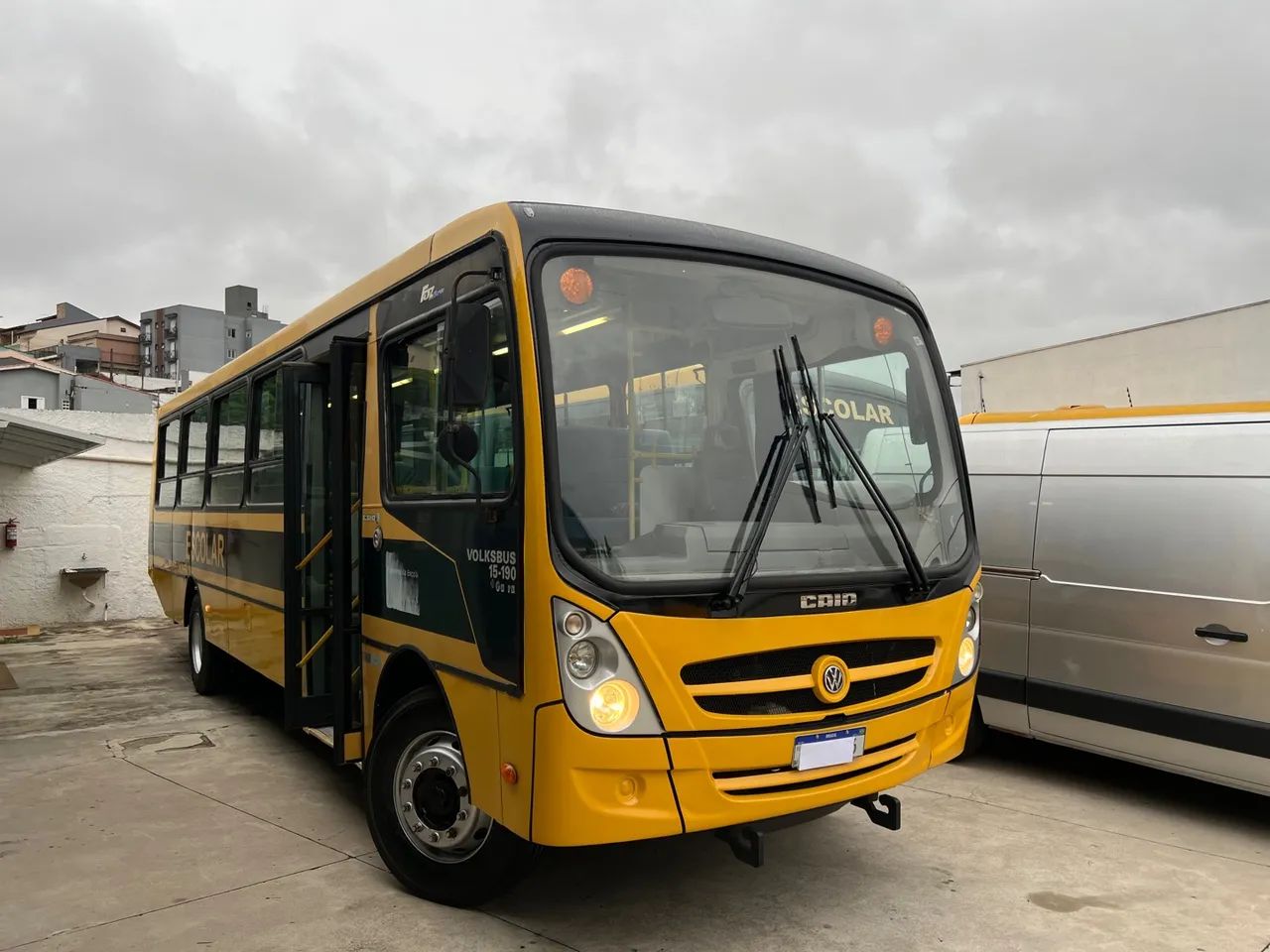 Ônibus 15.190   Motor MWM Caio Foz  2011  60 Lugares 