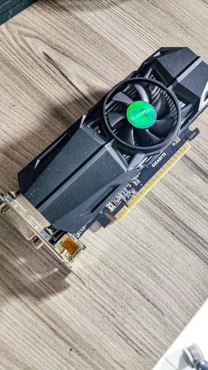 Placa de Vídeo Gigabyte GTX 1050 2GB Low Profile