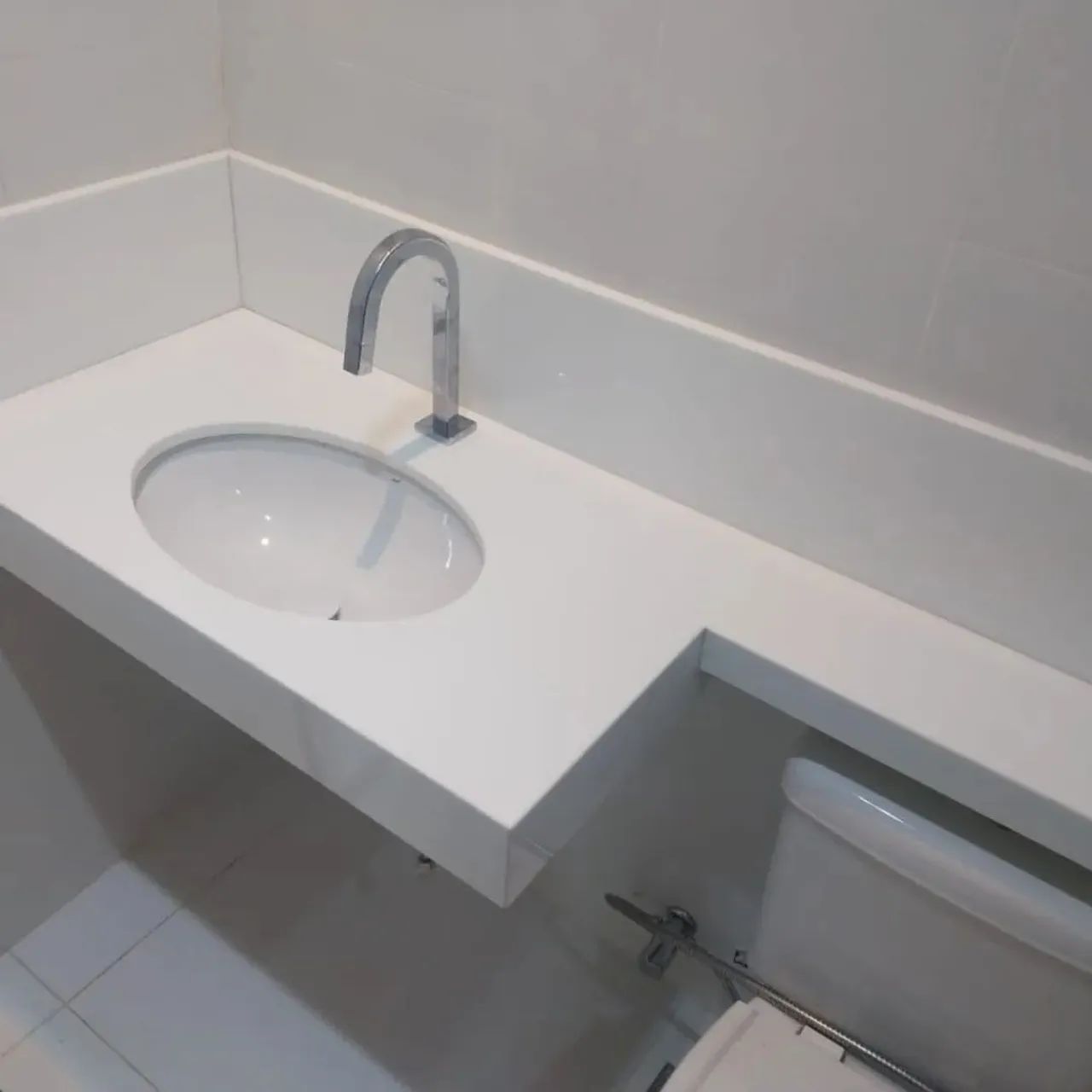 Pias de mármore e granito balcão bancada escada peitoril nichos WhatsApp *  - Foto 5