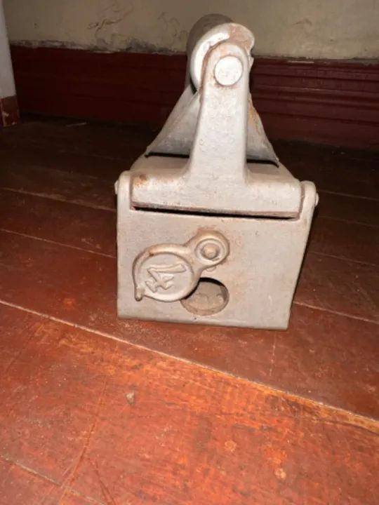 Ferro de Passar antigo - Foto 3