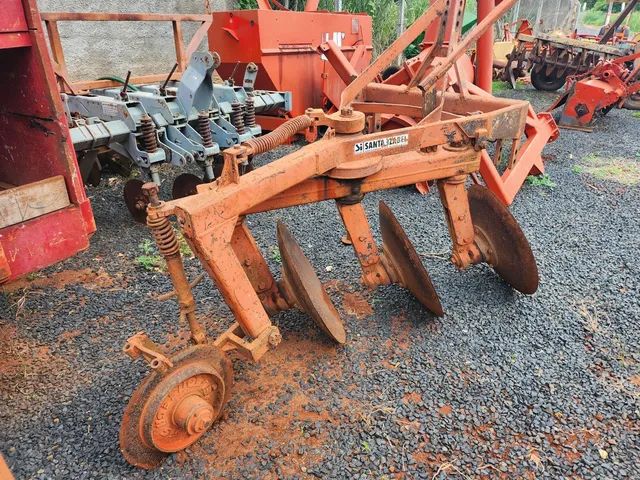 Arado reversível Santa Izabel 