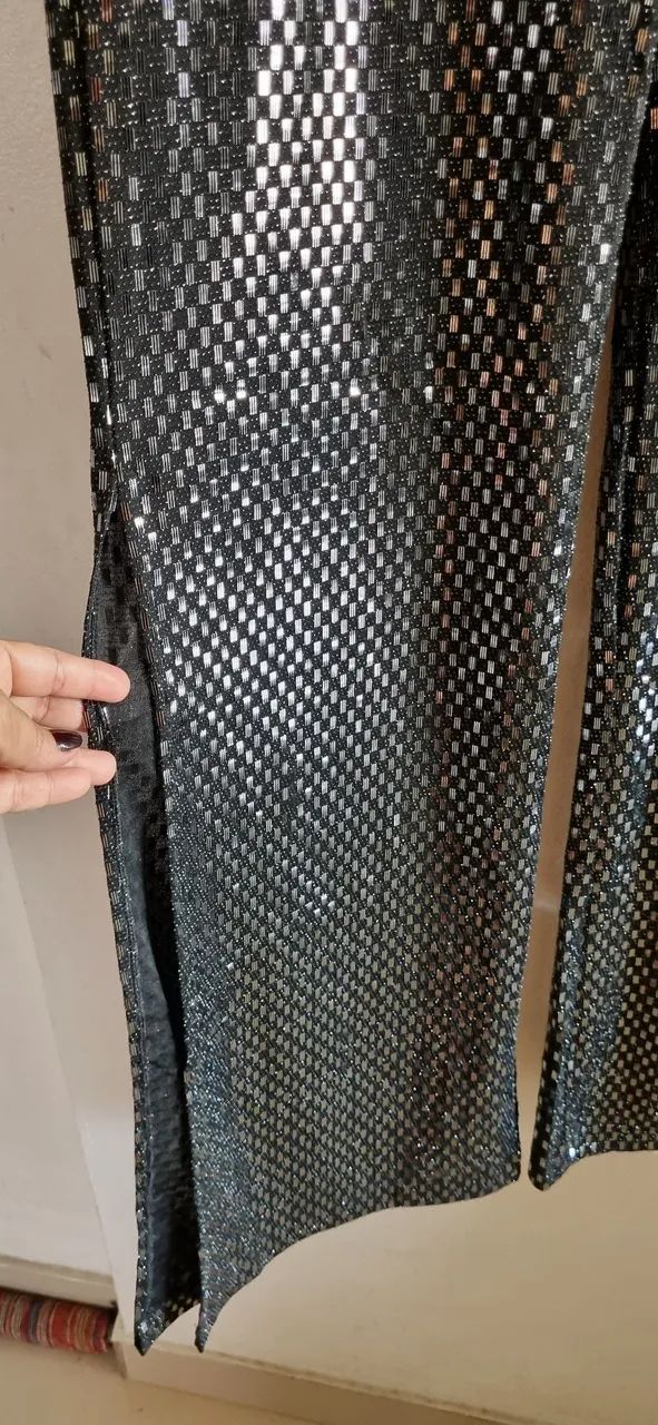 Calça preta brilhosa puro luxo - Foto 4