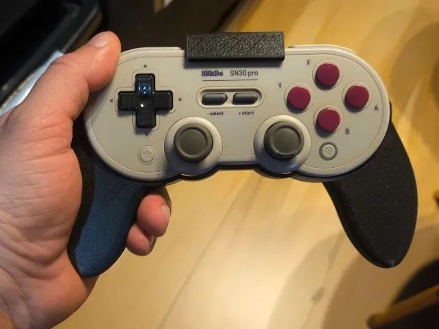 Grip Suporte 3D compativel com Controle 8BitDo SN30 Pro - Preto - Foto 4