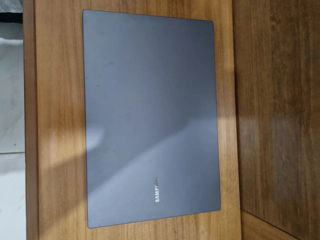 Computador da samsung 256 gigas, 8 gigas de ram e processador i3 com defeito no teclado 