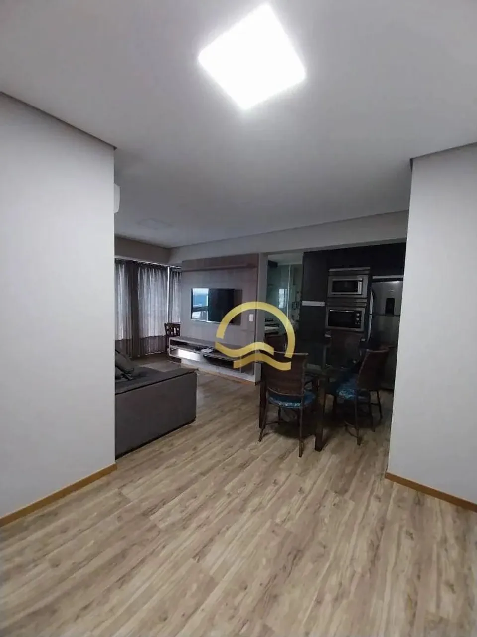 Apartamento com 2 dormitórios para alugar, 70 m² por R$ 4.740,00/mês - Itacolomi - Balneár