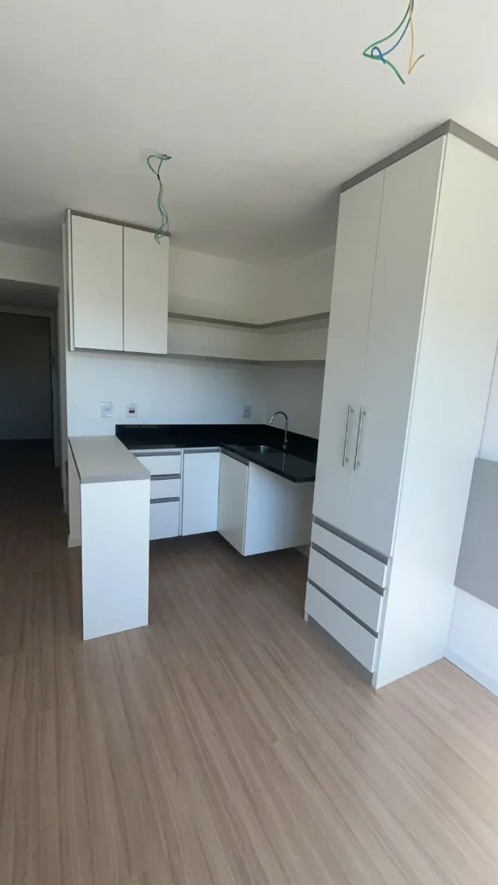 STUDIO MOBILIADO NO EMPREENDIMENTO UNI HOME, GRAGOATÁ, NITERÓI - RJ