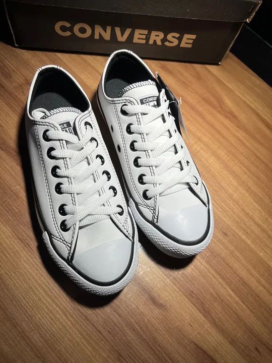 Tênis Chuck Taylor All Star Couro Cano Baixo Branco - Foto 3