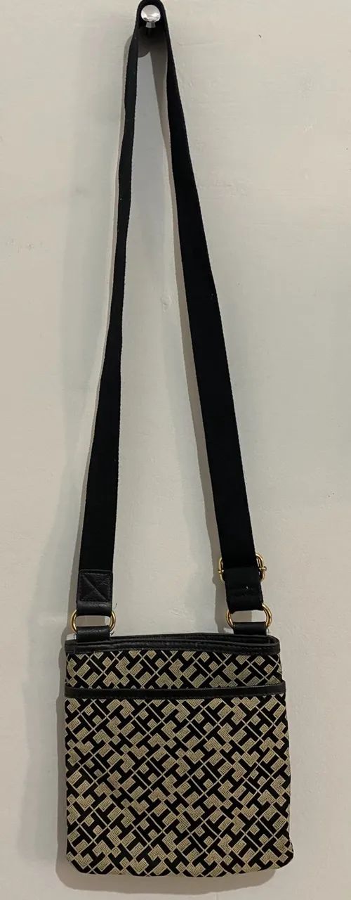 Bolsa Tommy Hilfiger transversal  - Foto 4