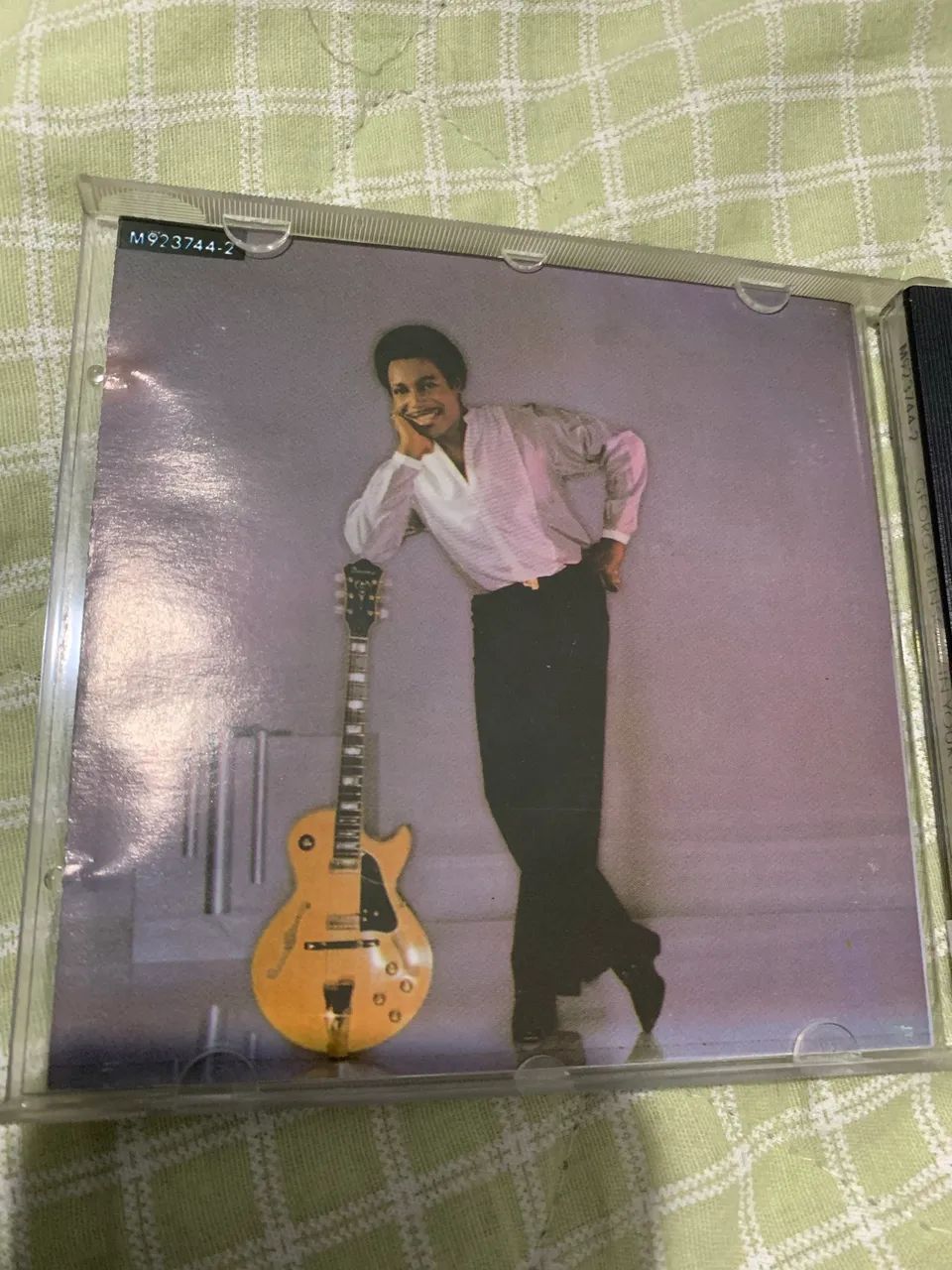 George Benson - In Your Eyes (guitarra jazz) excelente  - Foto 4