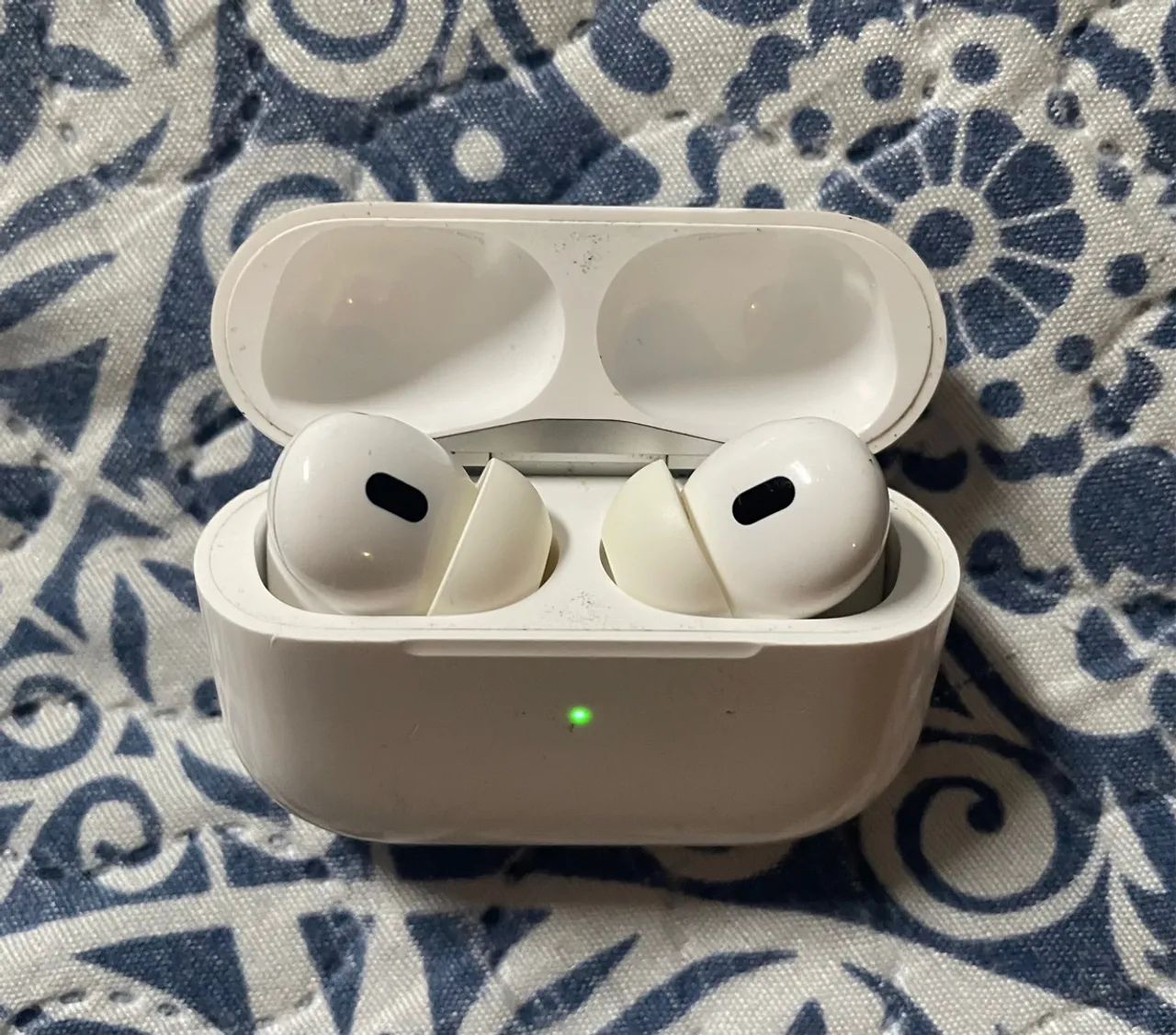 AirPods Pro 2 geração original. (Usado e perfeito funcionamento)