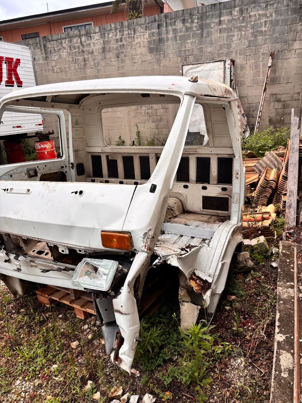 Cabine parcial VW 8.140 - Foto 6