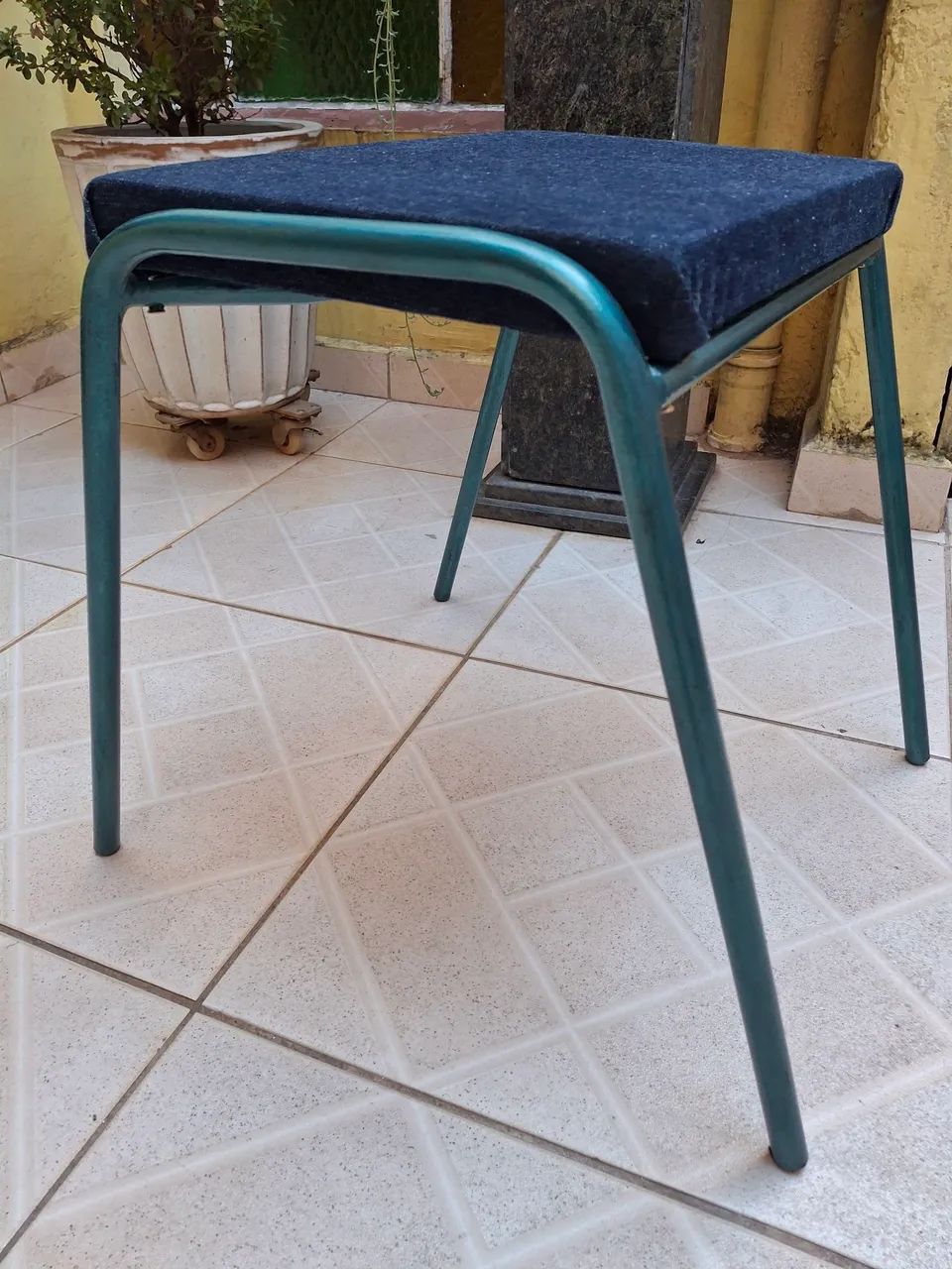 Conjunto de 6 banquetas estofados jeans - Foto 5