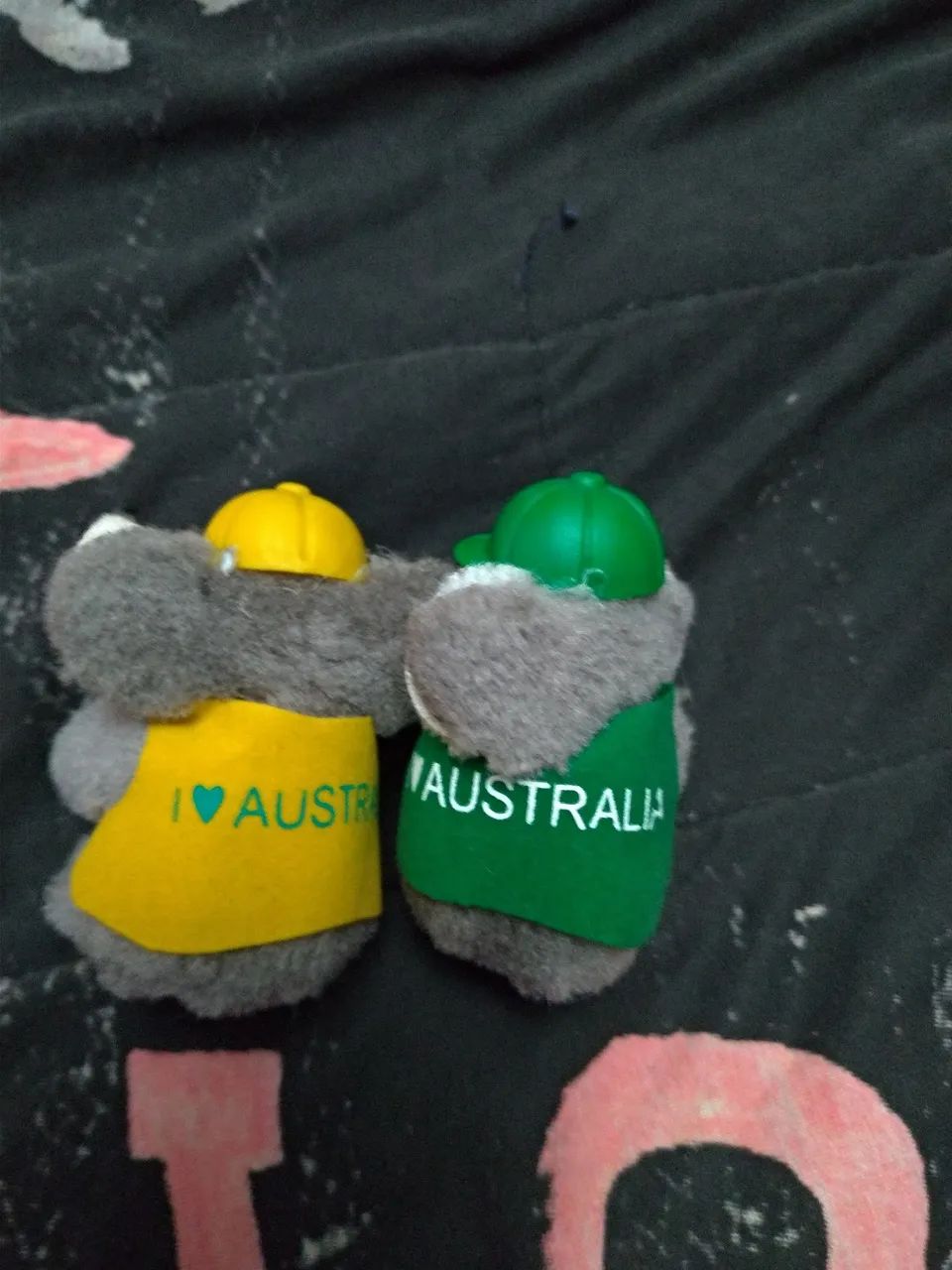Pelúcias Koalas Australianos com Bandeira - Foto 2