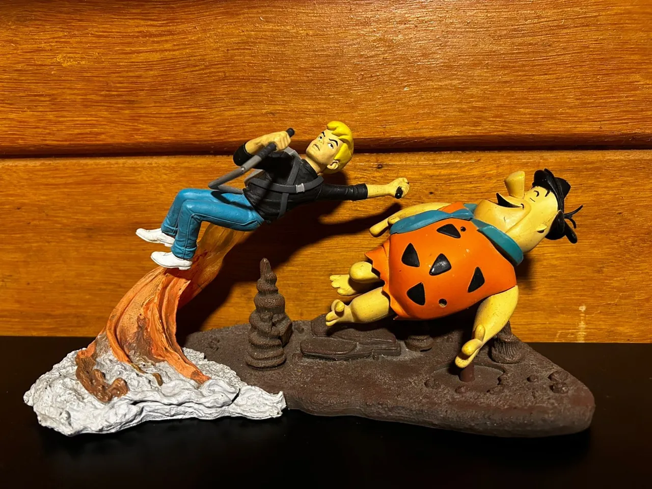 Action Figure Fred Flintstone e Johnny Quest