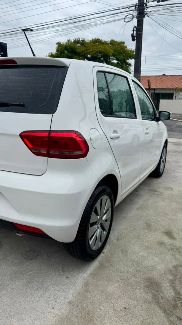 Volkswagen Fox Trendline 1.0 Flex 12V 5P 2017 - Foto 3