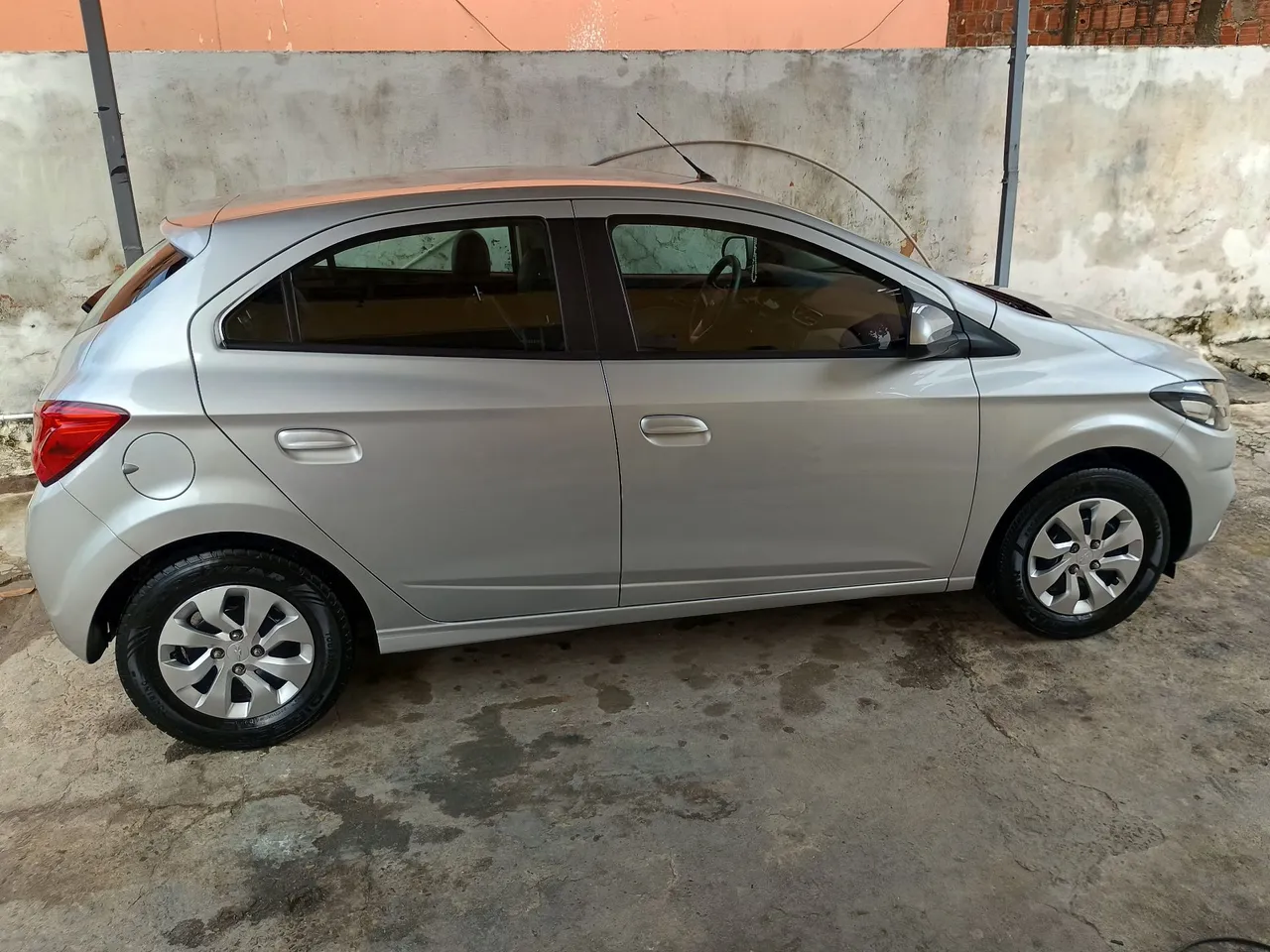 Onix LT 2018/2019