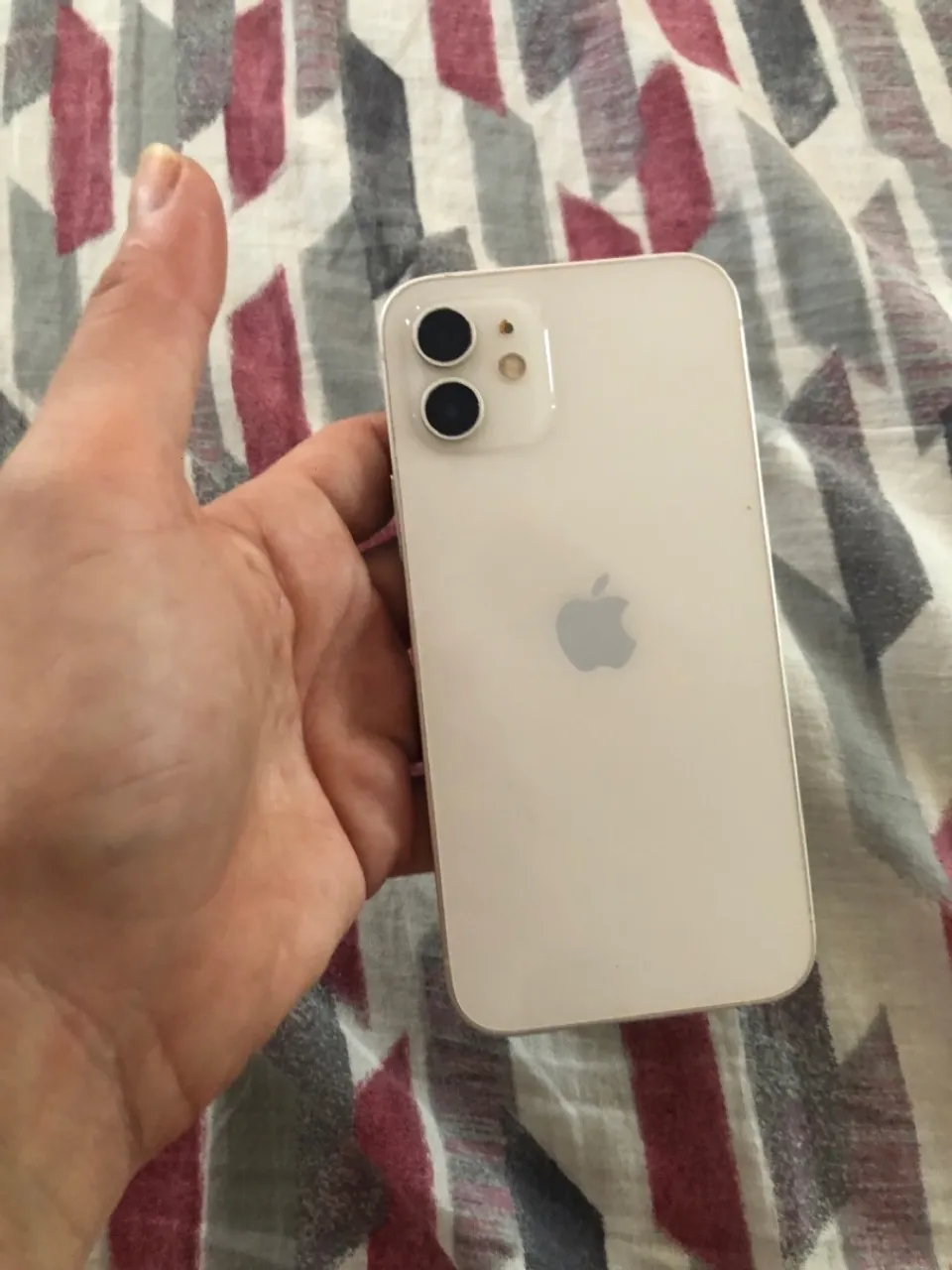 iPhone 12/ 128 gigas