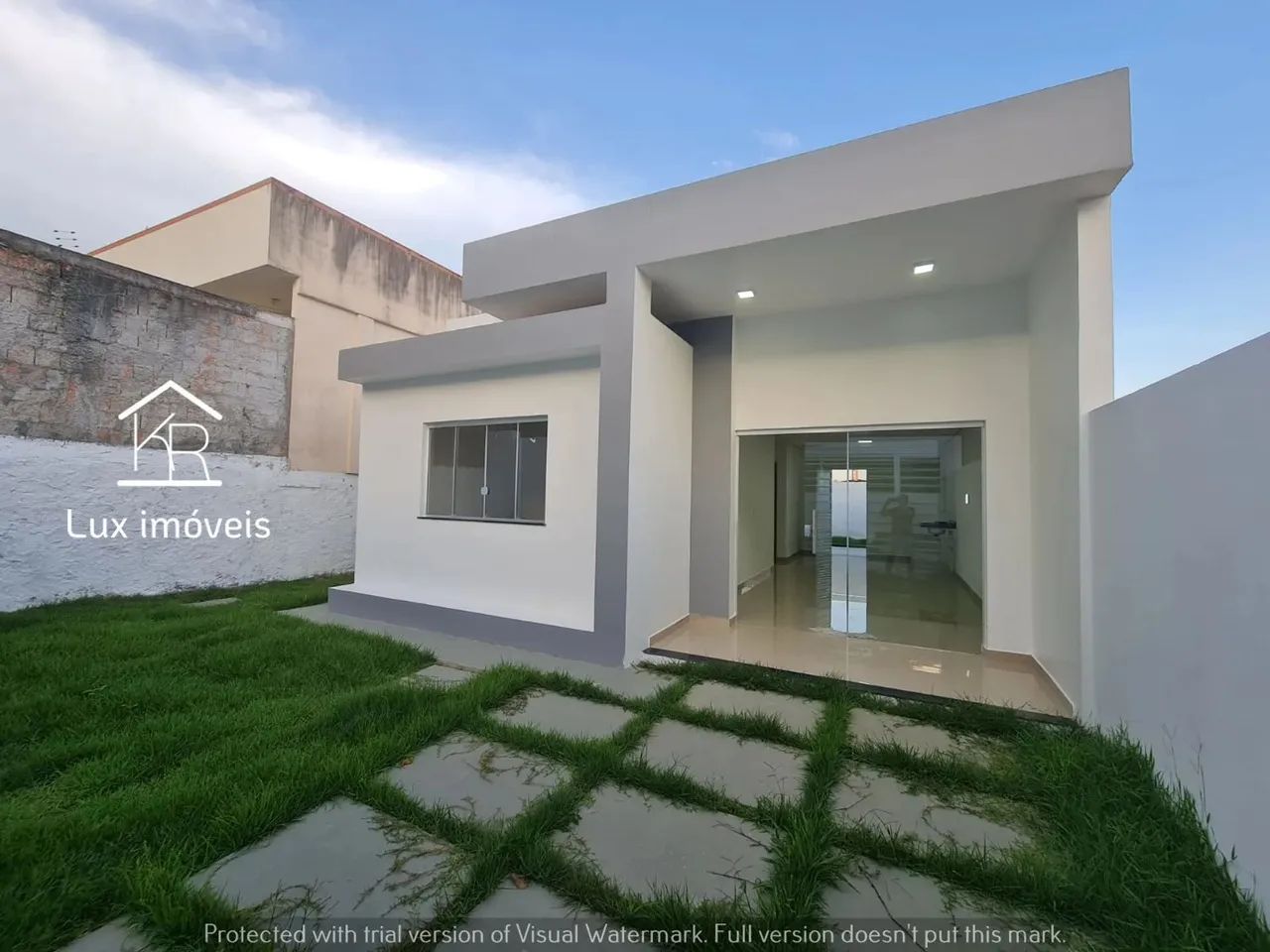 Águas Claras / 90m² / 03 quartos, sendo 01 suíte / casa nova