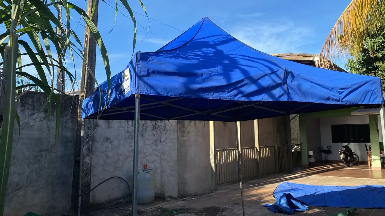 Tenda Azul Perfeita para Eventos e Comércios