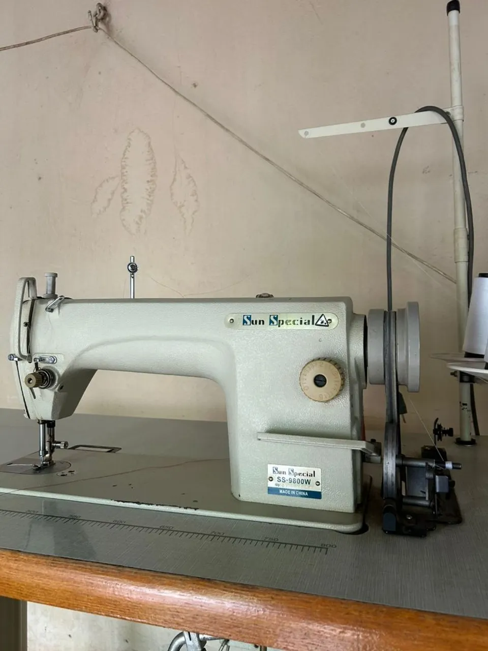 Máquina de Costura Industrial Sun Special SS-9800W