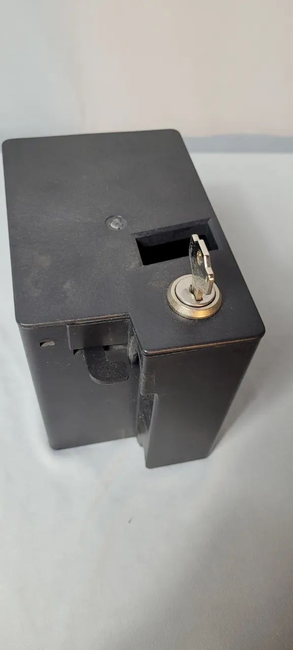 Cofre para máquina de café Lioness