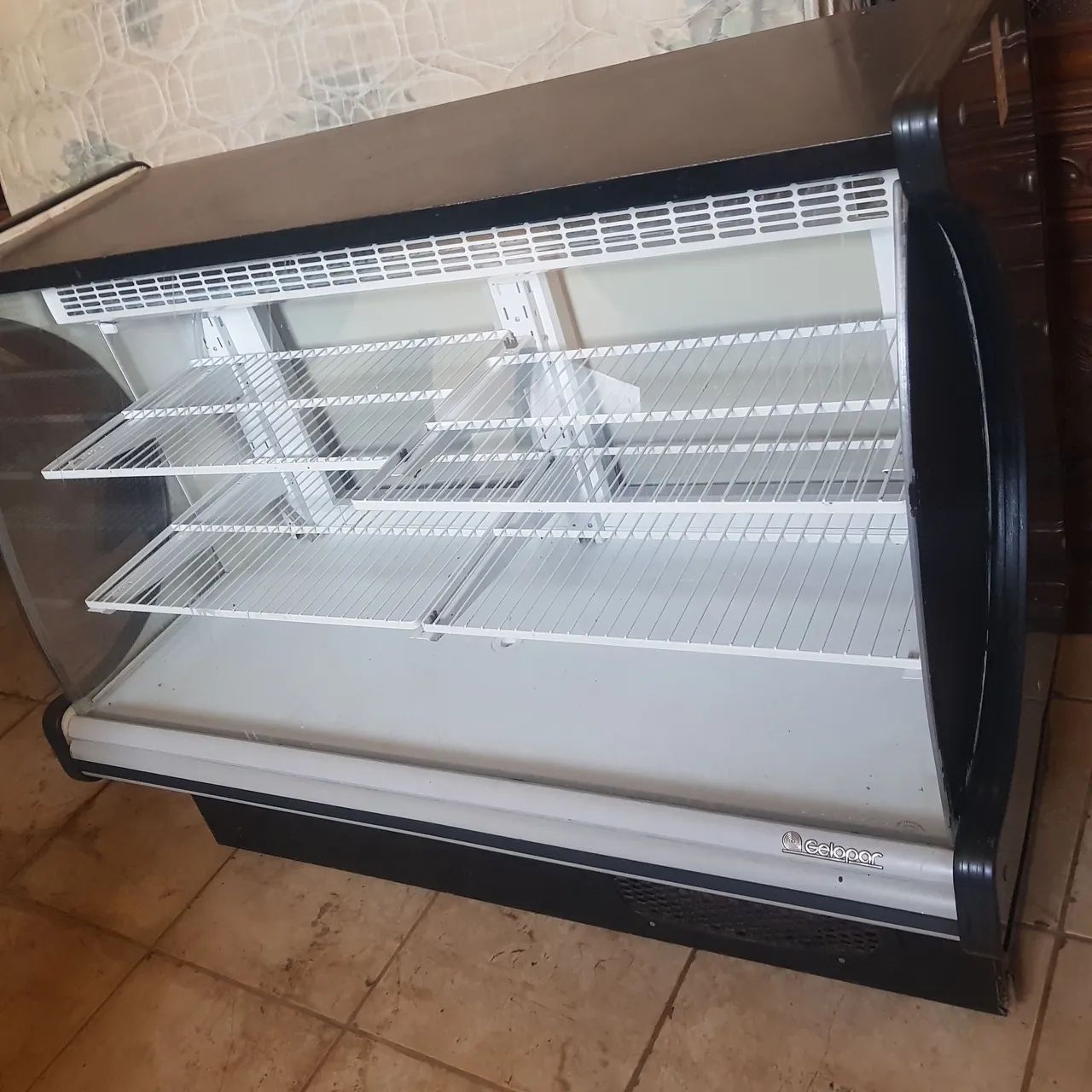 BALCÃO FROST FREE SEMINOVO GELOPAR  - Foto 2