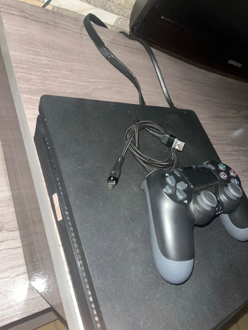 Ps4 Slim Semi novo - Foto 2